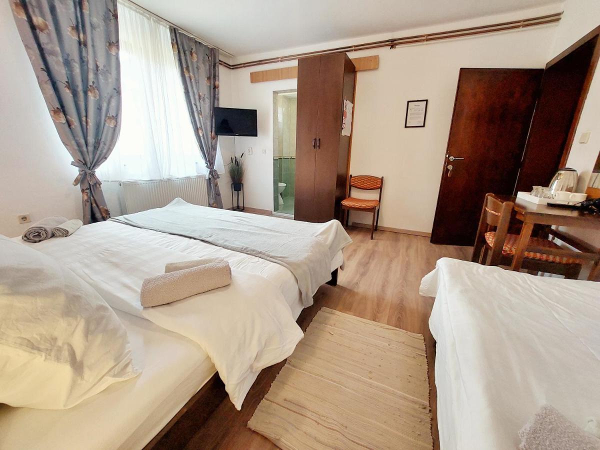 Lazy Bear Ξενοδοχείο Jezerce Εξωτερικό φωτογραφία